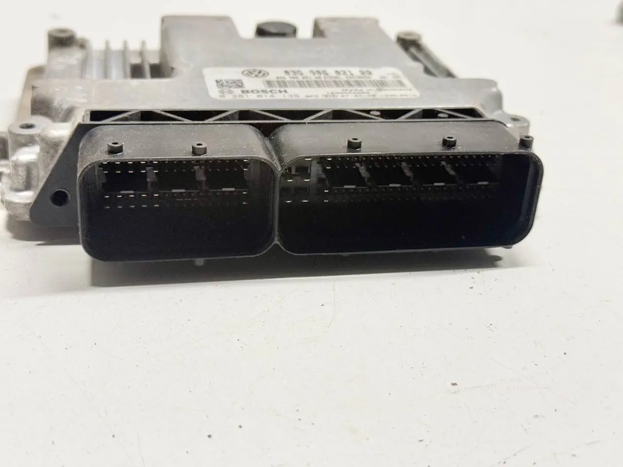 Motorsteuergerät ECU Steuergerät Passat VW Passat 3C Limo 1.9L TDI 03G906021RQ