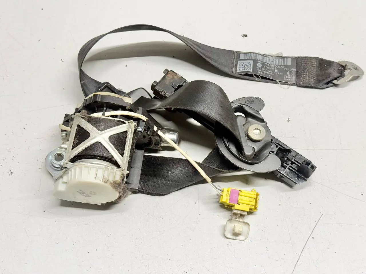 Sicherheitsgurt Gurt vorne links Passat VW Passat 3C Limo 1.9L TDI 3C1857705F