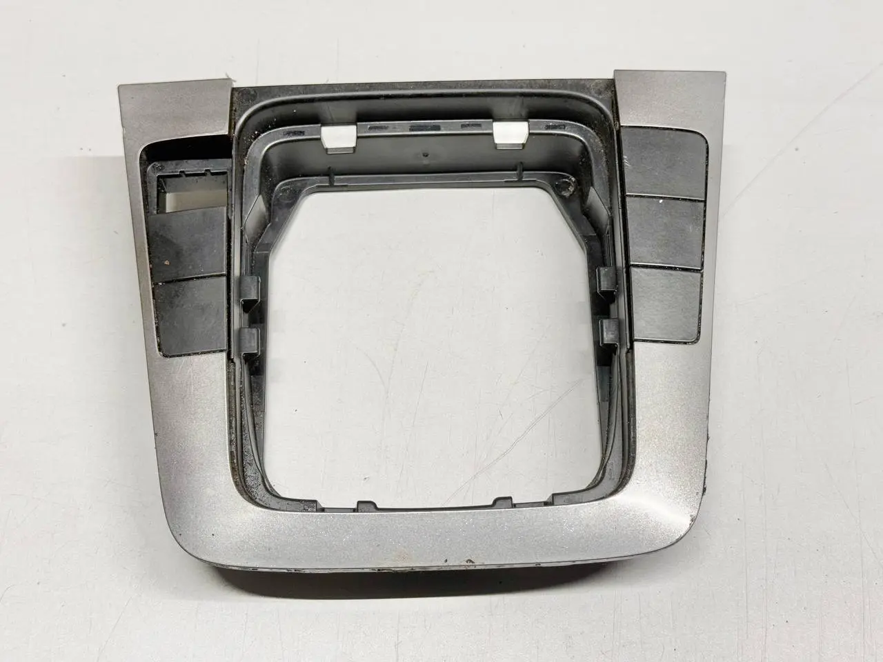 Mittelkonsole Blende Abdeckung VW Passat 3C Limo 1.9L TDI 3C0864263E