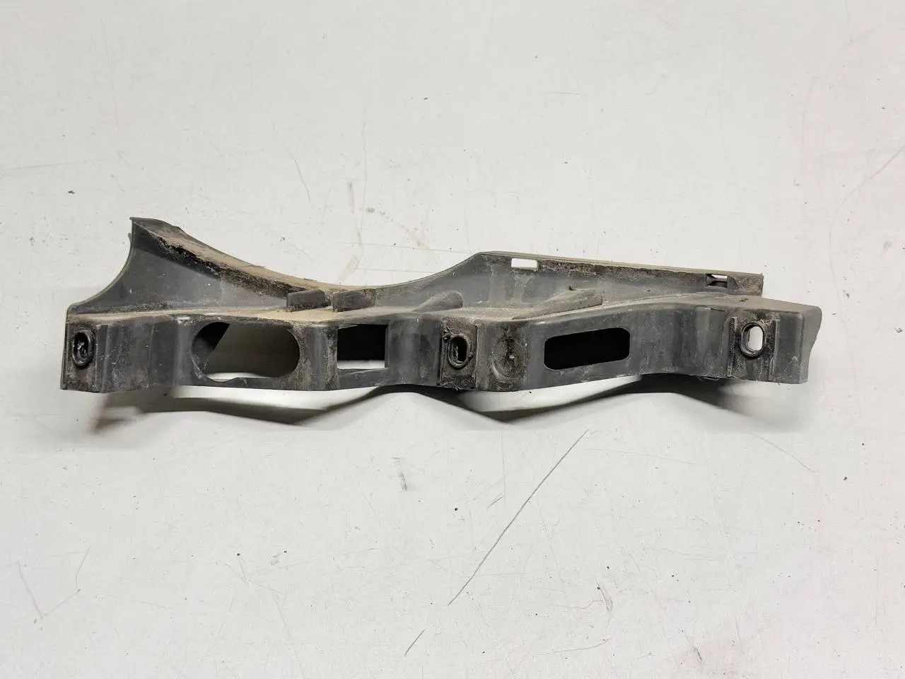 Stoßstangenhalterung Träger Vorne Links VW Passat 3C Limo 1.9L TDI 3C0807889
