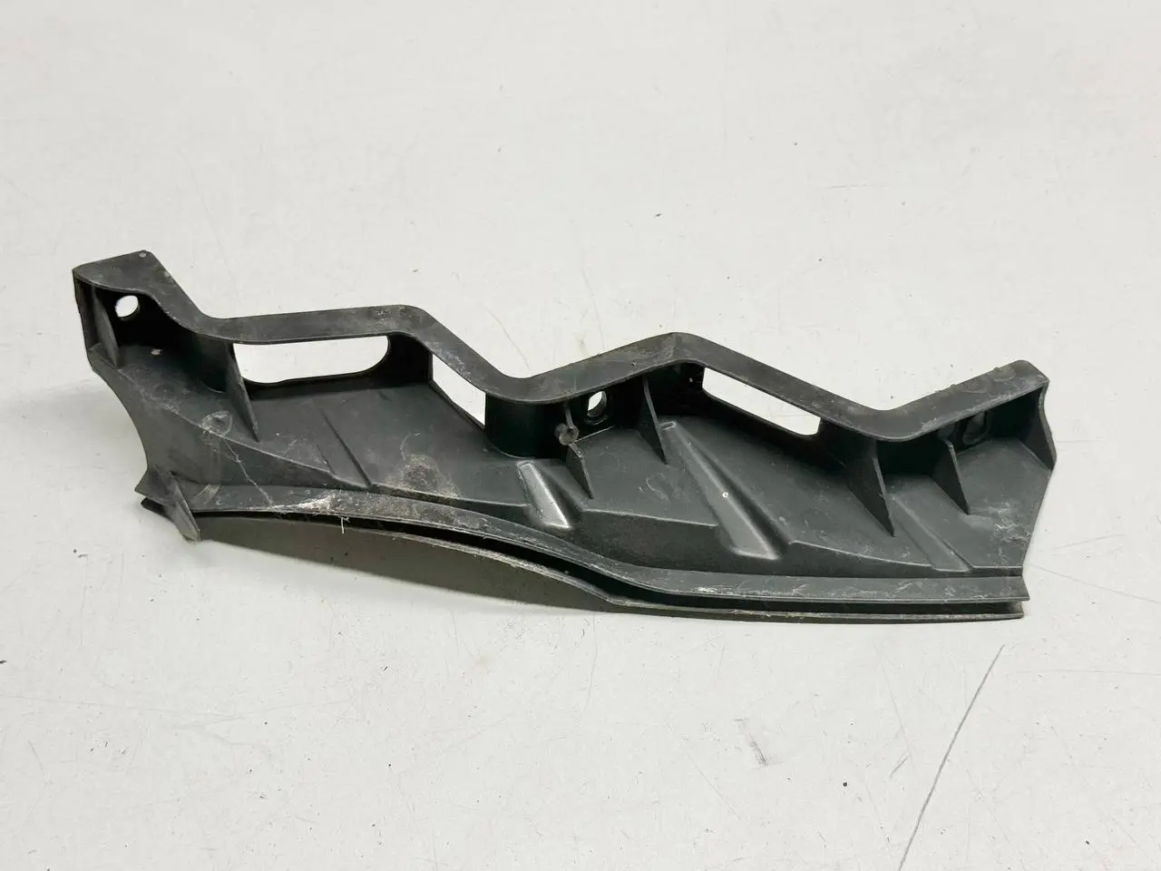 Stoßstangenhalterung Träger Vorne Links VW Passat 3C Limo 1.9L TDI 3C0807889