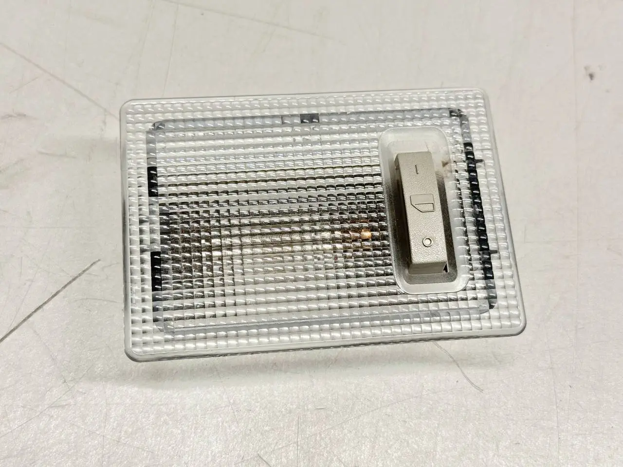 Innenleuchte Innenbeleuchtung Innenraumlicht ASTRA-H 1.6 DOHC 2007 13126729