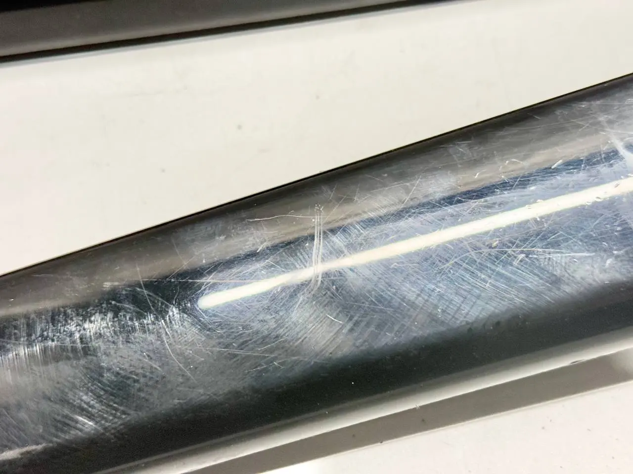 Abdeckung und Blende für Türinnengriff vorne Opel Corsa-D 1.4L 2008 13234241