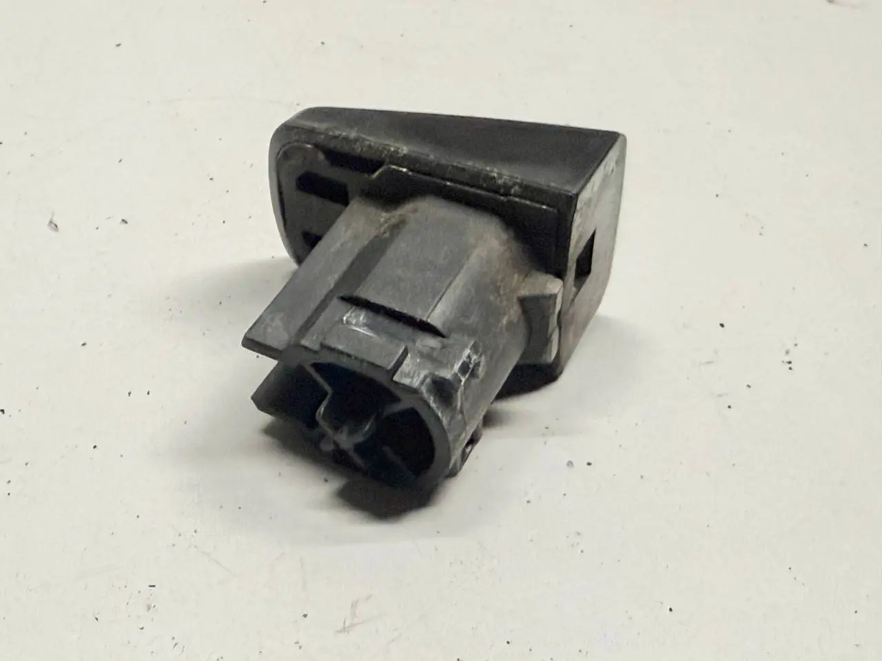 Abdeckung für Türaußengriff vorn und hinten Opel Corsa-D 1.4L 2008 24463557