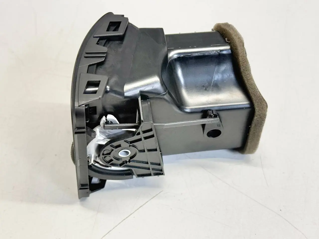 Luftdüse Lüftungsausströmer Belüftungsgitter Golf 5 1K1 1,9 TDI 2006 1K0819710