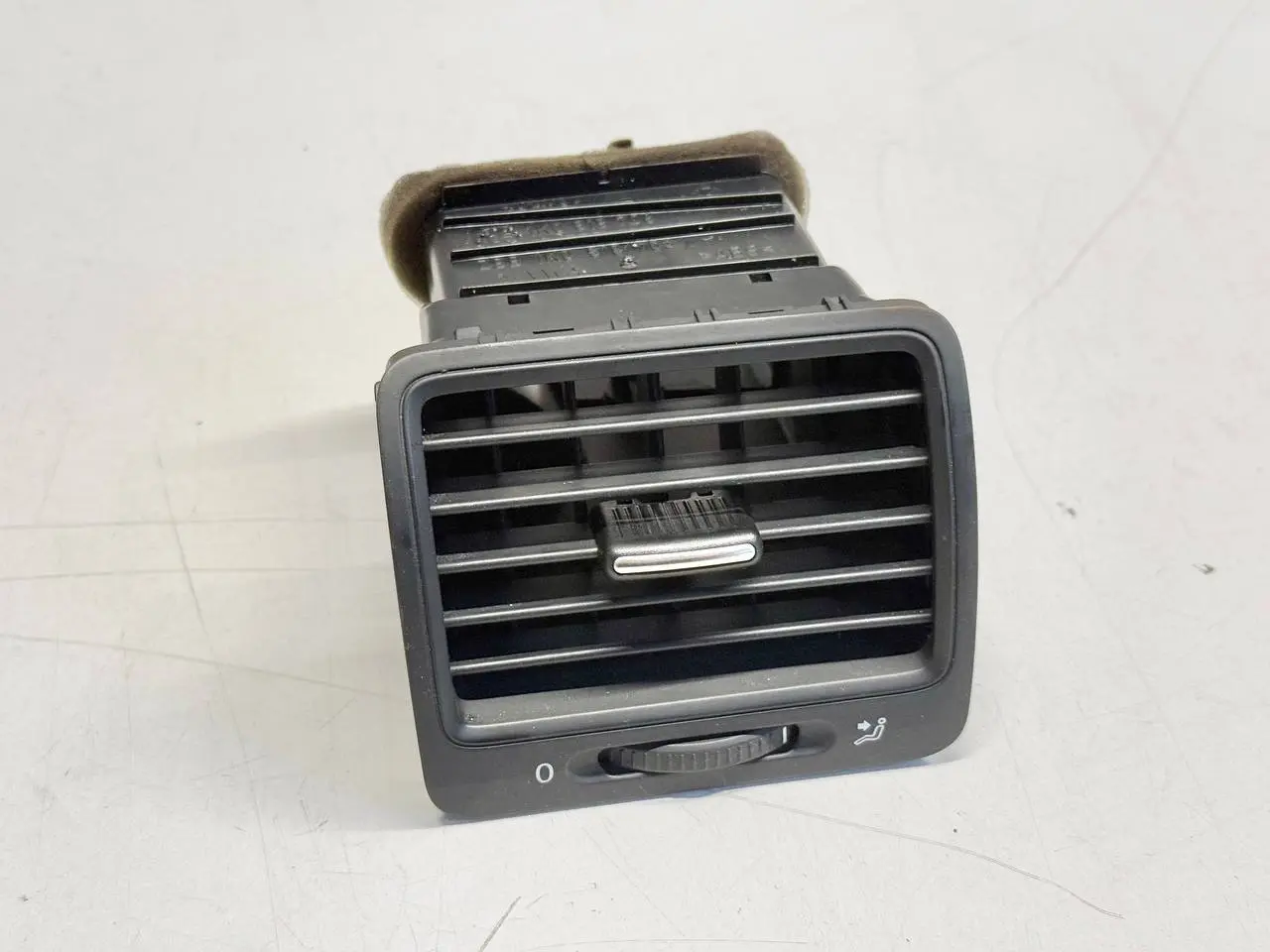Luftdüse Lüftungsgitter vorne links Golf 5 Golf 5 1K1 1,9 TDI 2006 1K0819709