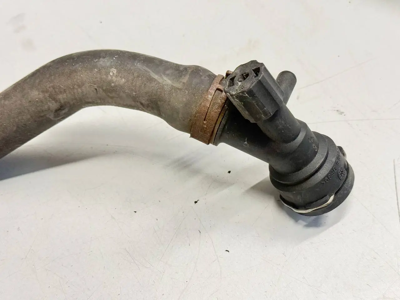 Kühlerschlauch Wasserschlauch Polo 9N1 SKODA Fabia 6Y5 1.4 2001 Kombi 6Q0122051