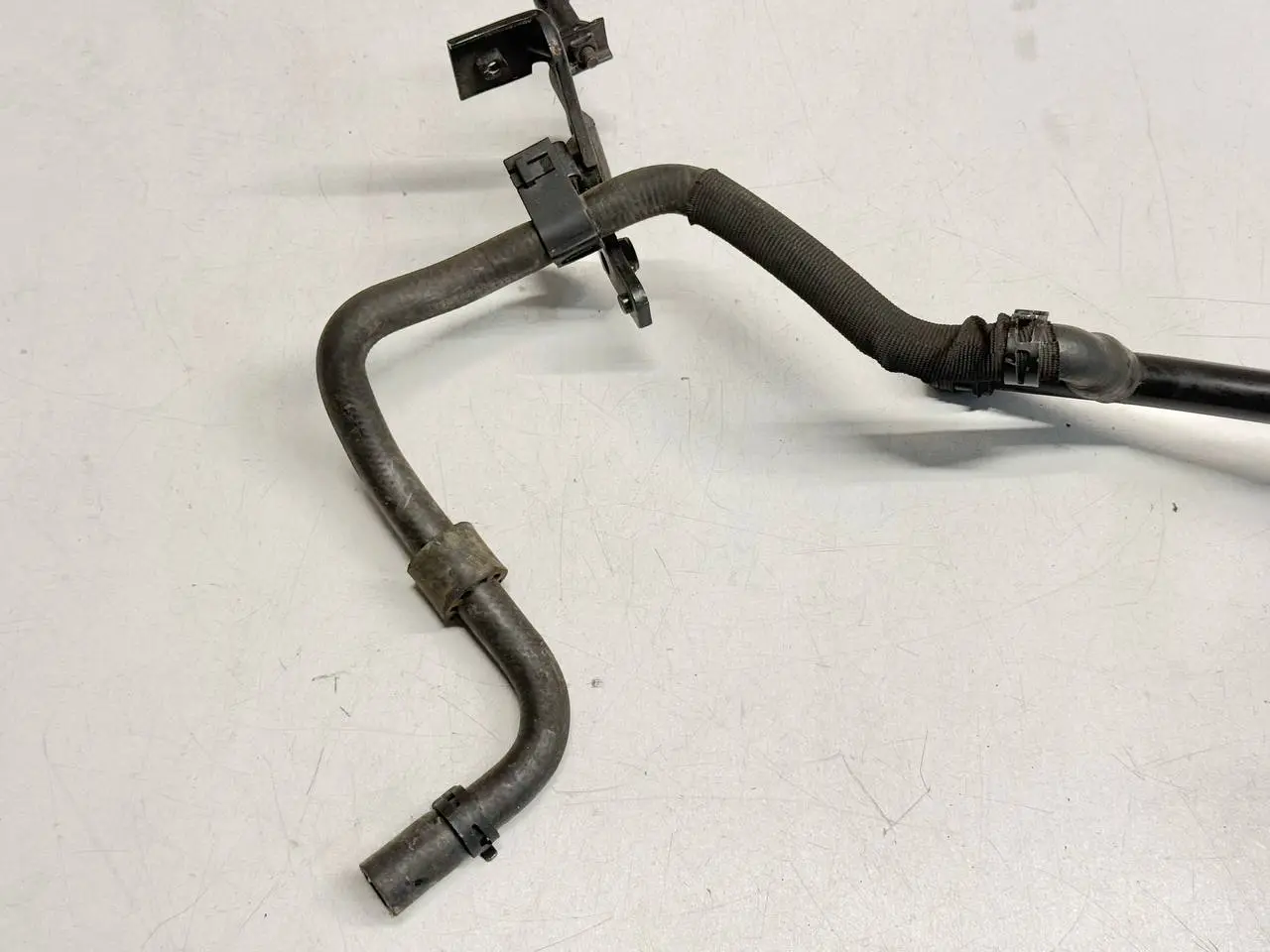Kühlwasserrohr Kühlerschlauch SKODA Fabia 6Y5 1.4 2001 Kombi 038121065CS