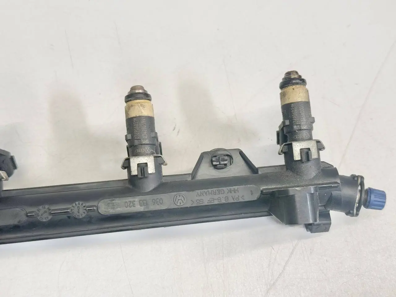 Kraftstoffverteiler Einspritzleiste SKODA Fabia 6Y5 1.4 2001 Kombi 036133320