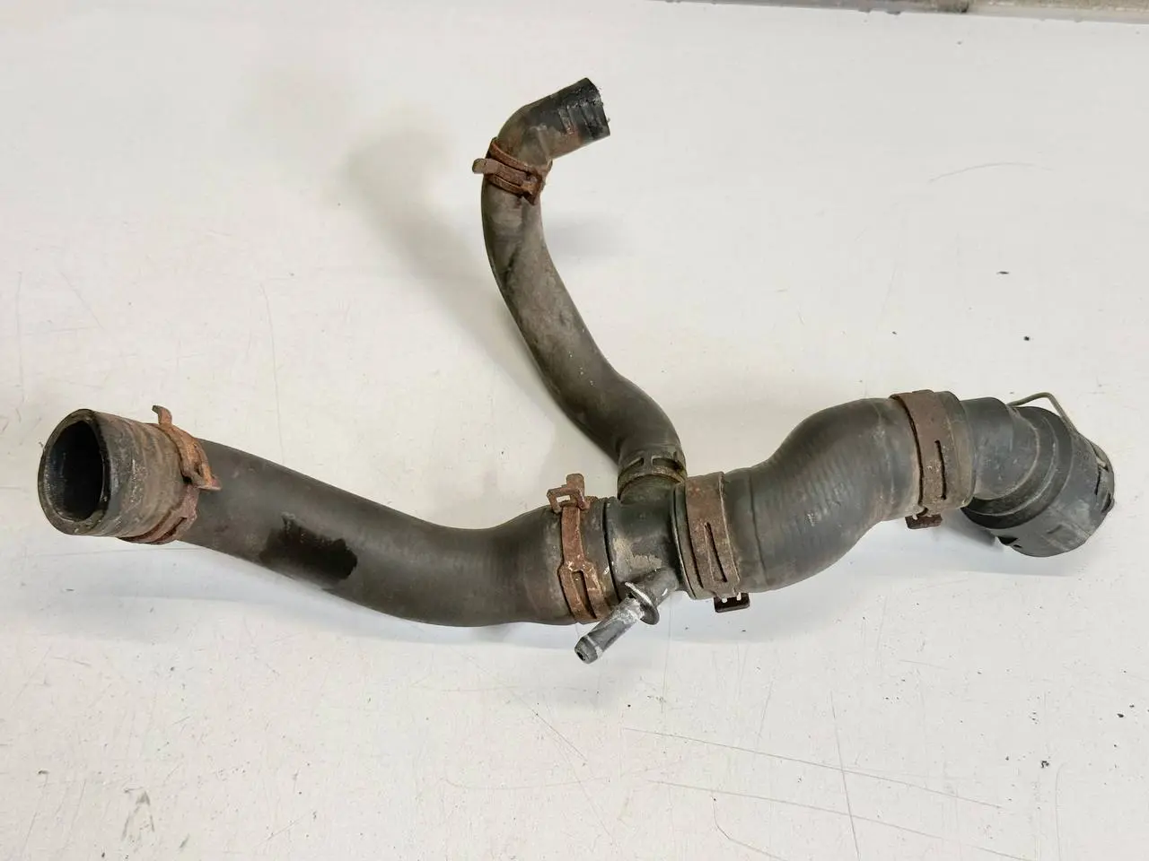 Kühlmittelschlauch Kühlwasserschlauch SKODA Fabia 6Y5 1.4 2001 Kombi 6Q0122101