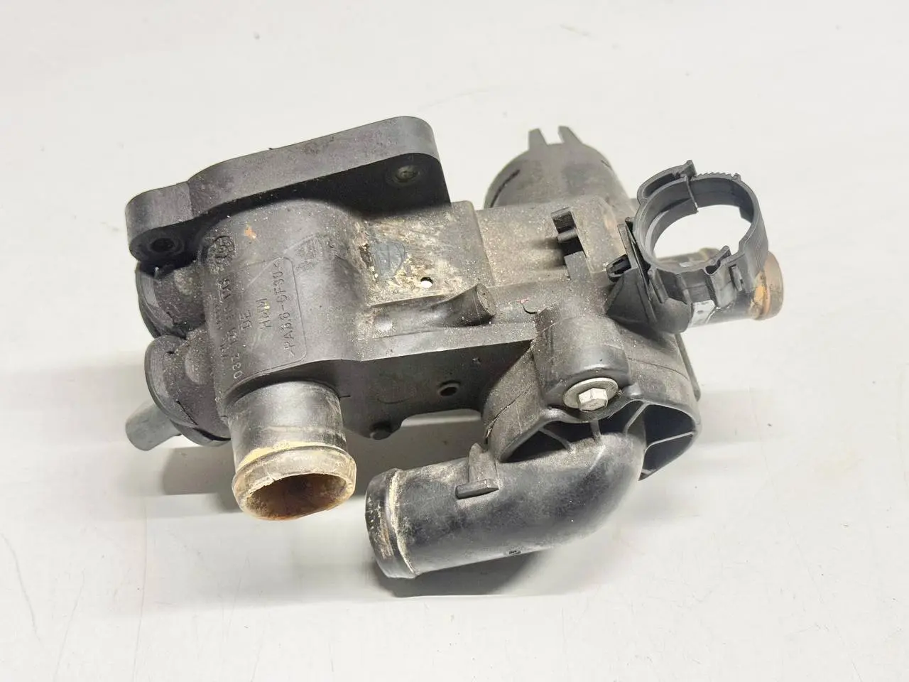 Thermostatgehäuse SKODA Roomster/Fabia 5J0 1.4 2010 032121111CG
