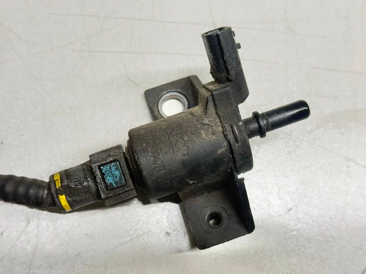 Magnetventil Ventil Drosselklappensteller Renault Modus 1,5 dCi 2012 208859042R