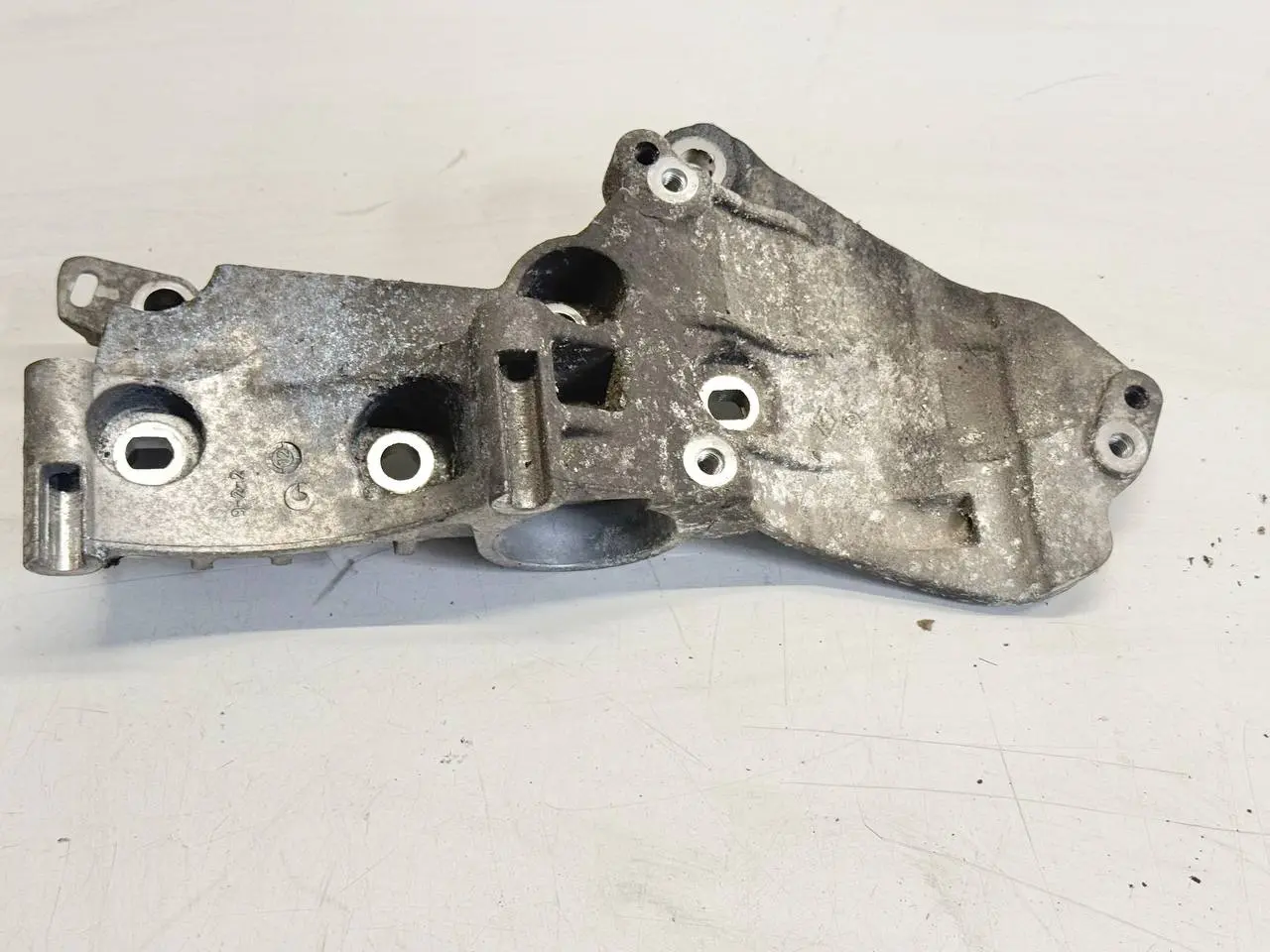 Aggregateträger Halter Träger Renault Modus 1,5 dCi 2012 8200669494