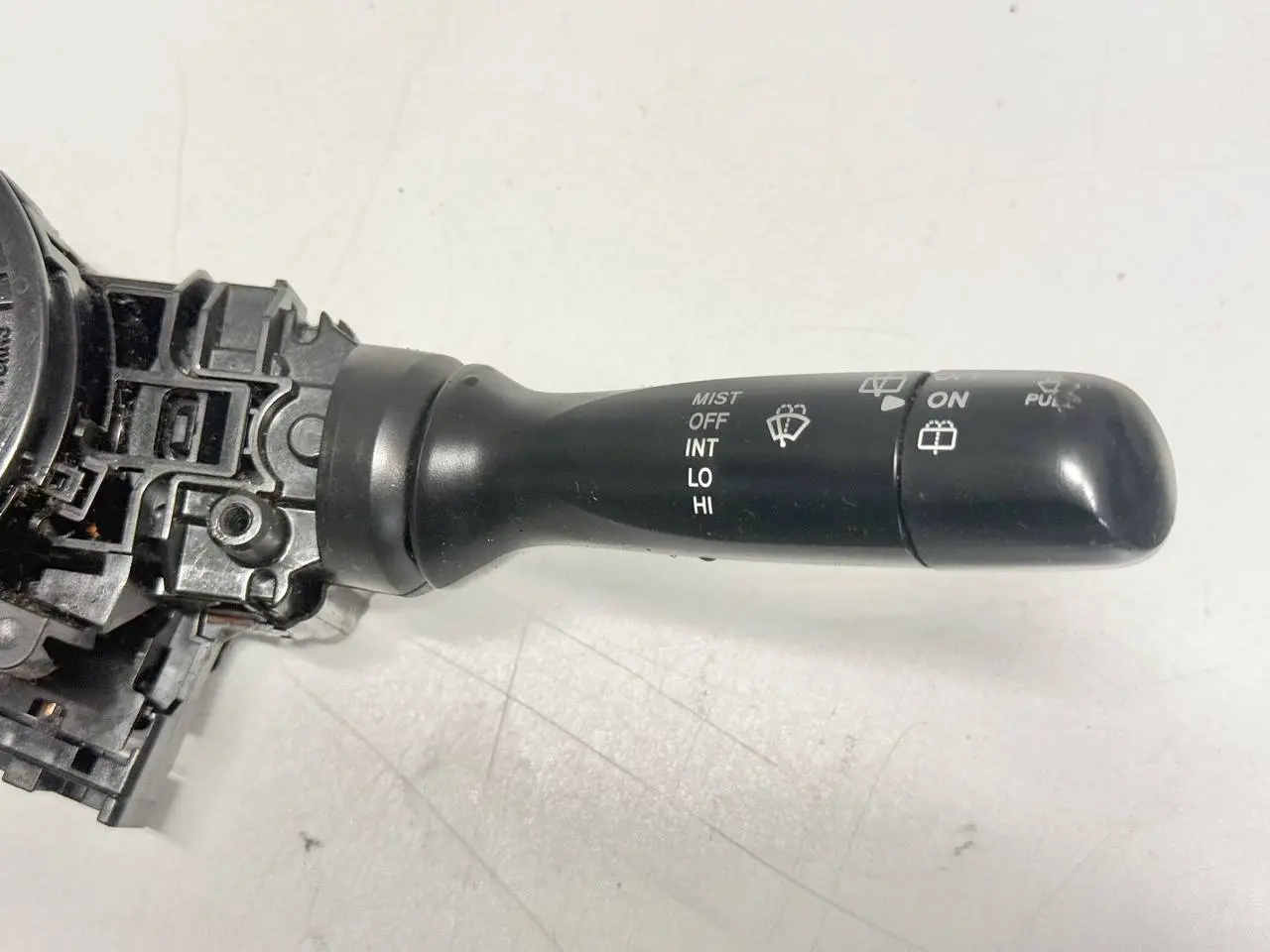 Wischerschalter Blinkerschalter Kombischalter Peugeot 107 1.0L 2008 173848