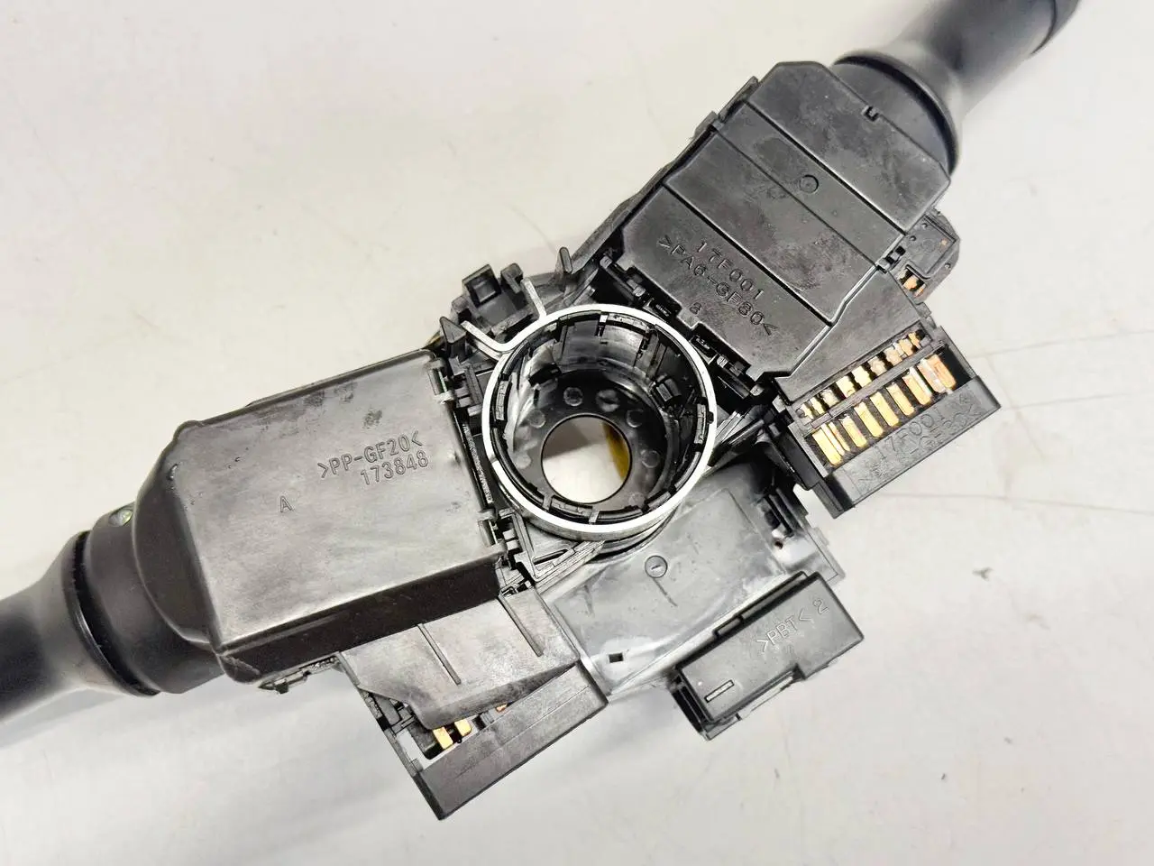 Wischerschalter Blinkerschalter Kombischalter Peugeot 107 1.0L 2008 173848