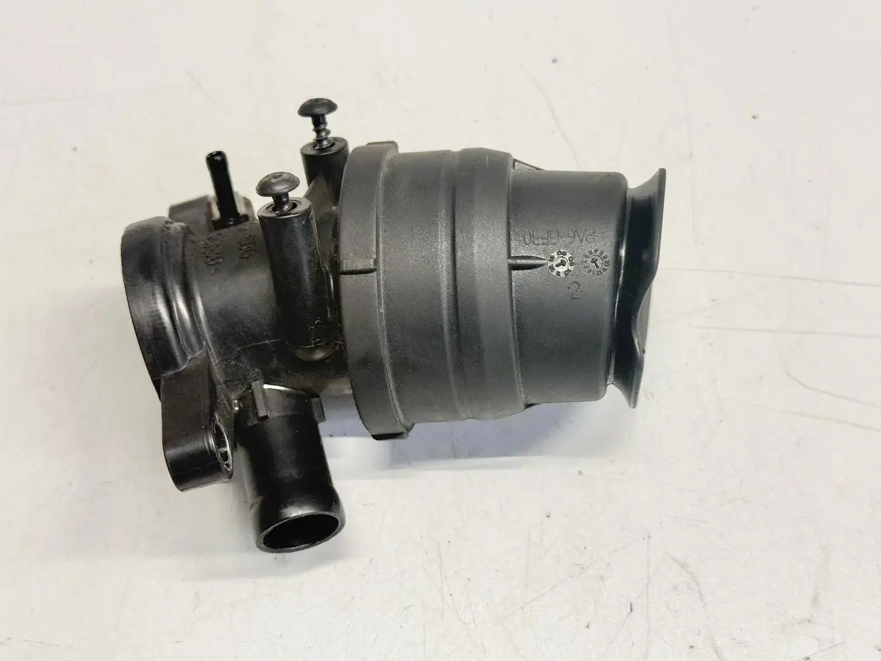 Ansaugstutzen Turbolader Magnetventil VW Golf Plus 5M 1,4 TSI 2010 03C129656C