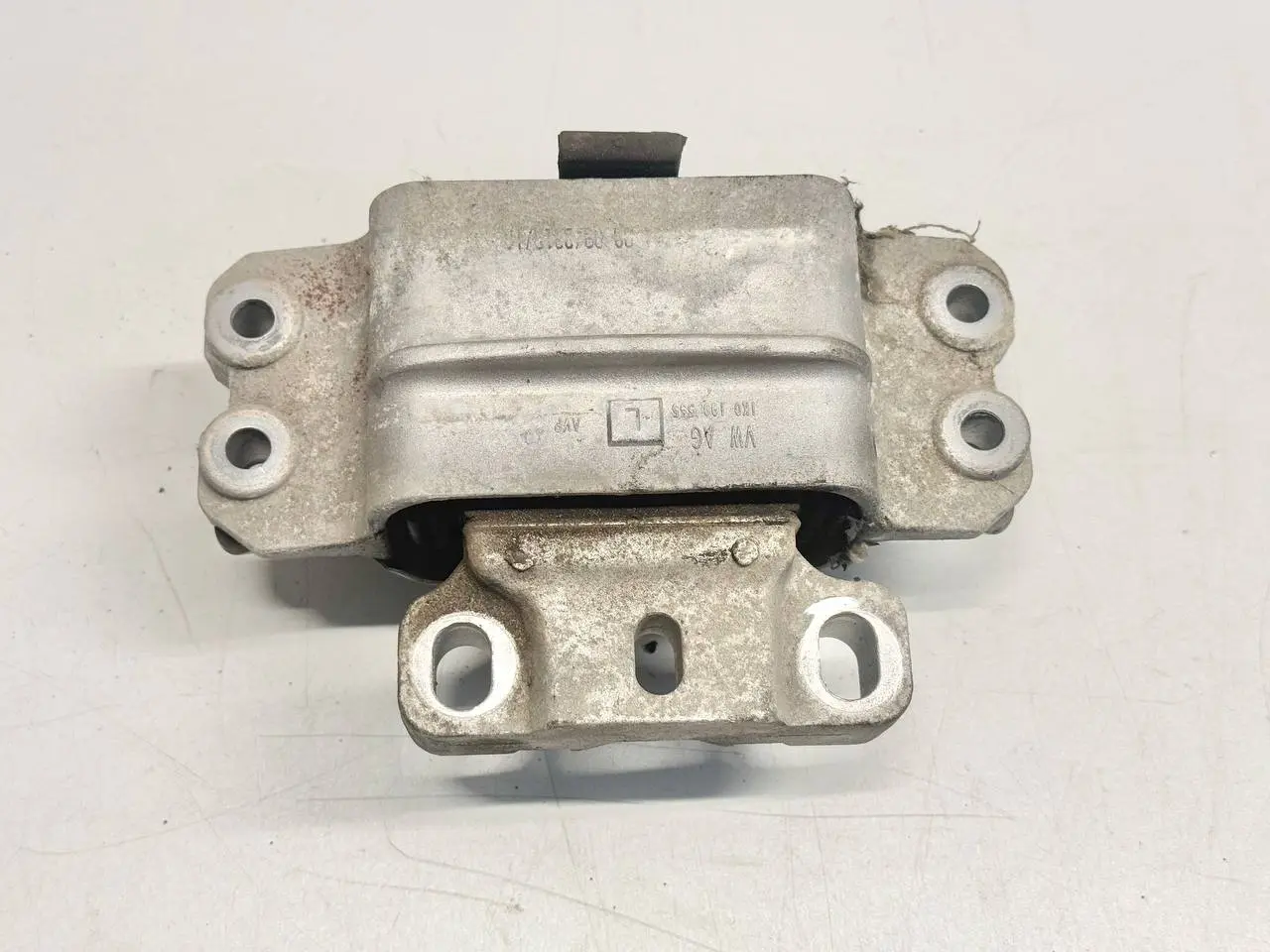 Motorhalterung Motorlager vorne links VW Golf Plus 5M 1,4 TSI 2010 1K0199555