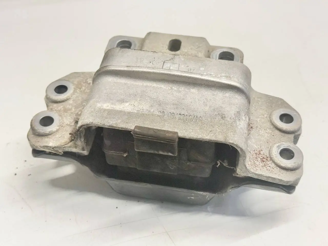 Motorhalterung Motorlager vorne links VW Golf Plus 5M 1,4 TSI 2010 1K0199555