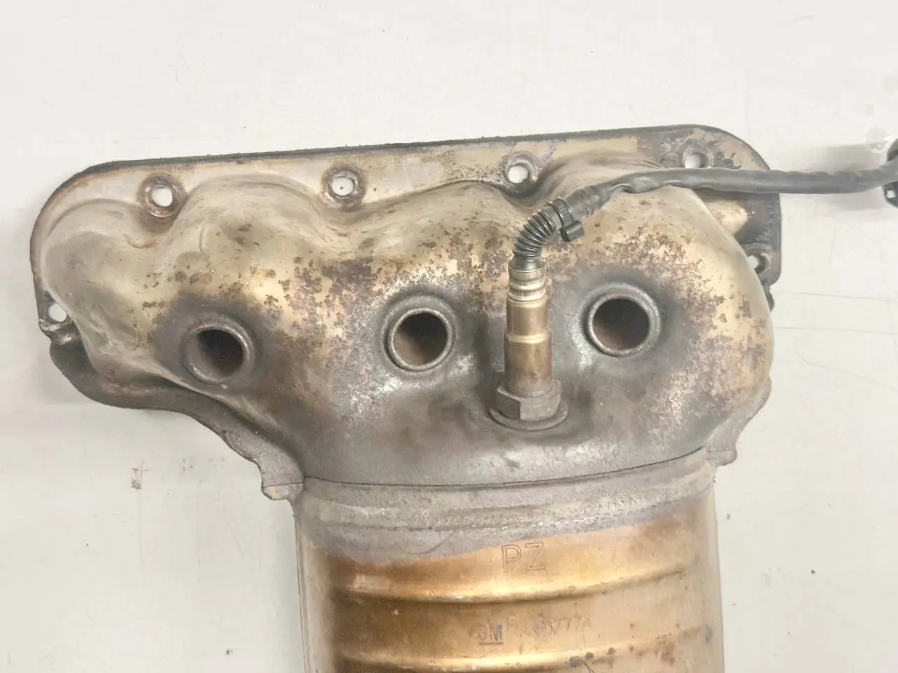 Auspuffkrümmer mit Katalysator Corsa D Astra Opel Corsa-D 1.4L 2008 55567774