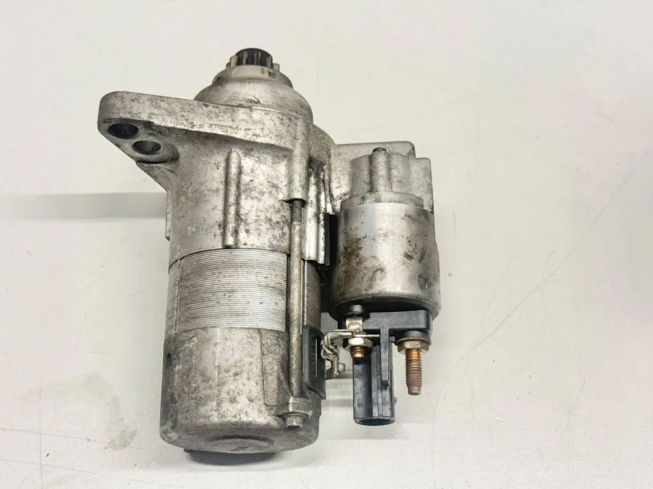 Anlasser Starter Motor für Golf 5 Passat VW Passat 3C Limo 1.9L TDI 02Z911023H
