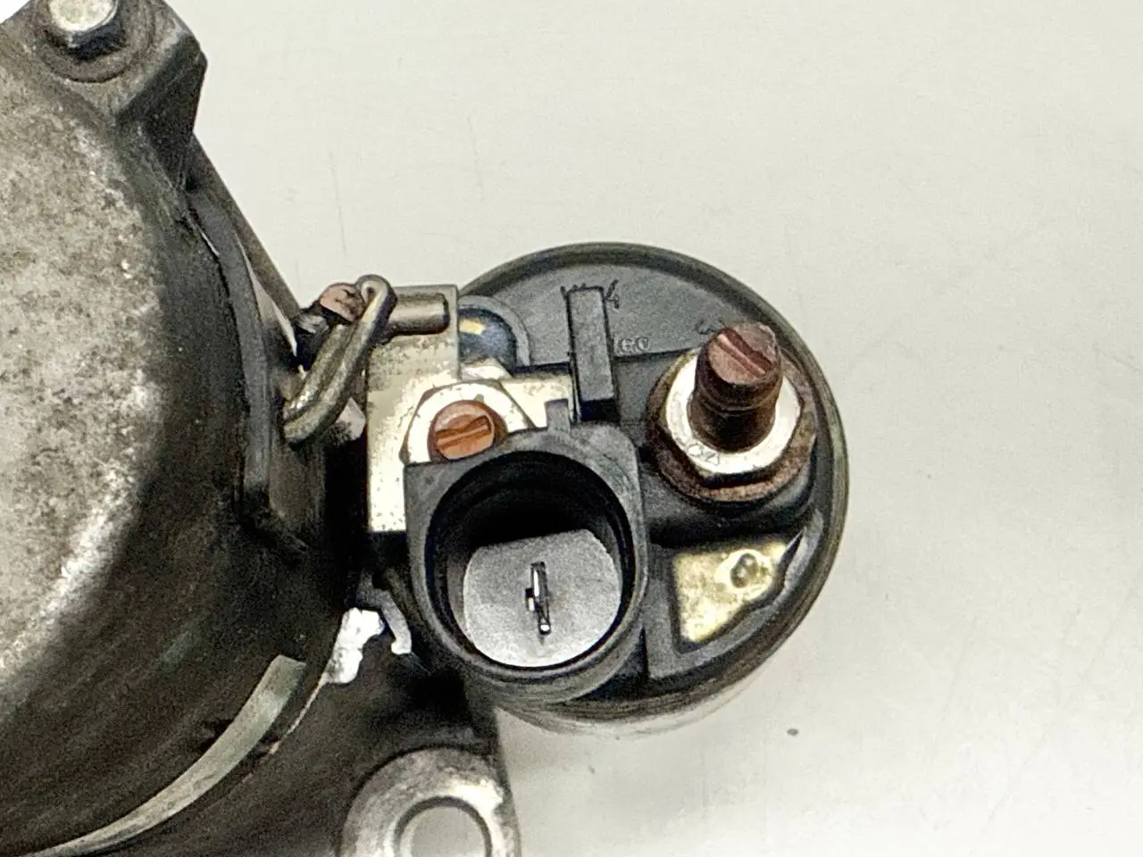 Anlasser Starter Motor für Golf 5 Passat VW Passat 3C Limo 1.9L TDI 02Z911023H