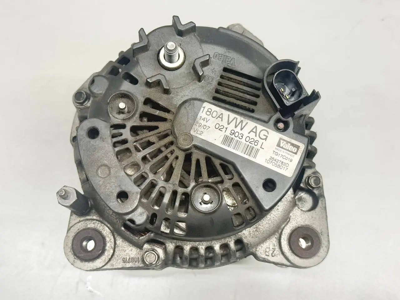 Lichtmaschine Generator Alternator 1.9 VW Passat 3C Limo 1.9L TDI 021903026L