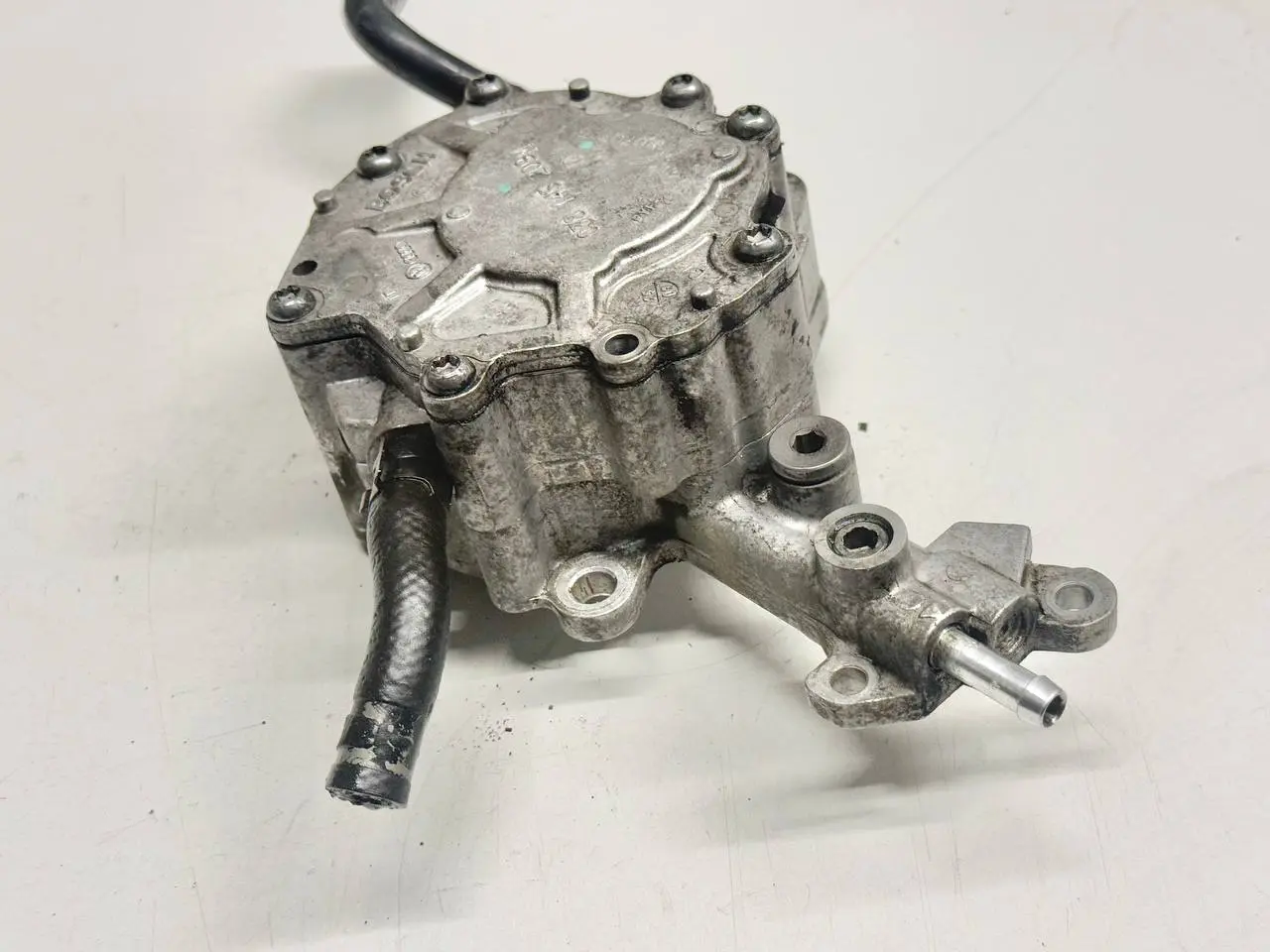 Unterdruckpumpe Passat 3C Limo Octavia 1Z5 VW Passat 3C Limo 1.9L TDI 038145209