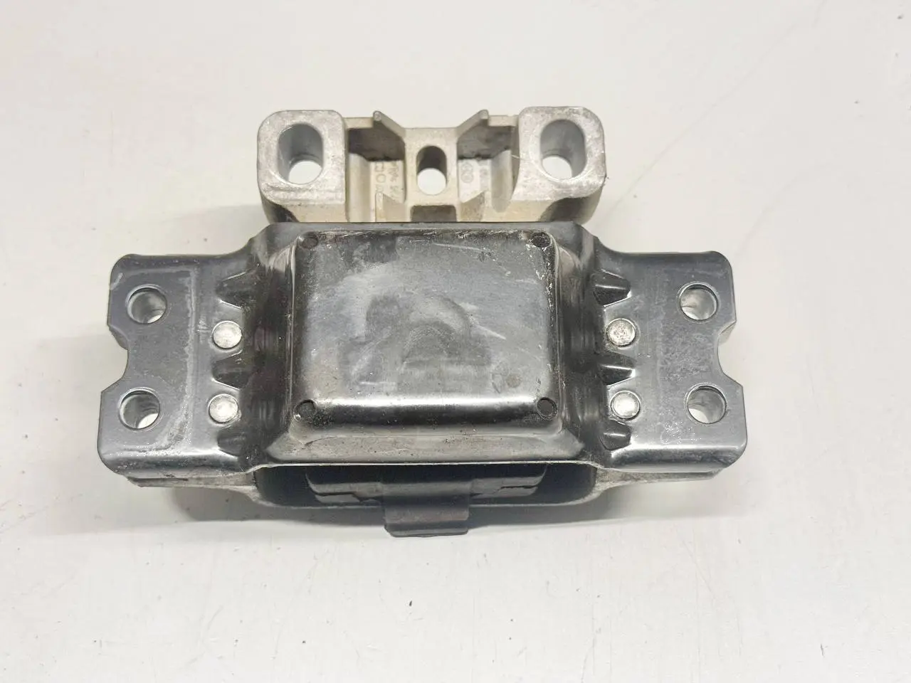 Motorhalterung Getriebehalterung VW Passat 3C Limo 1.9L TDI 3C0199555