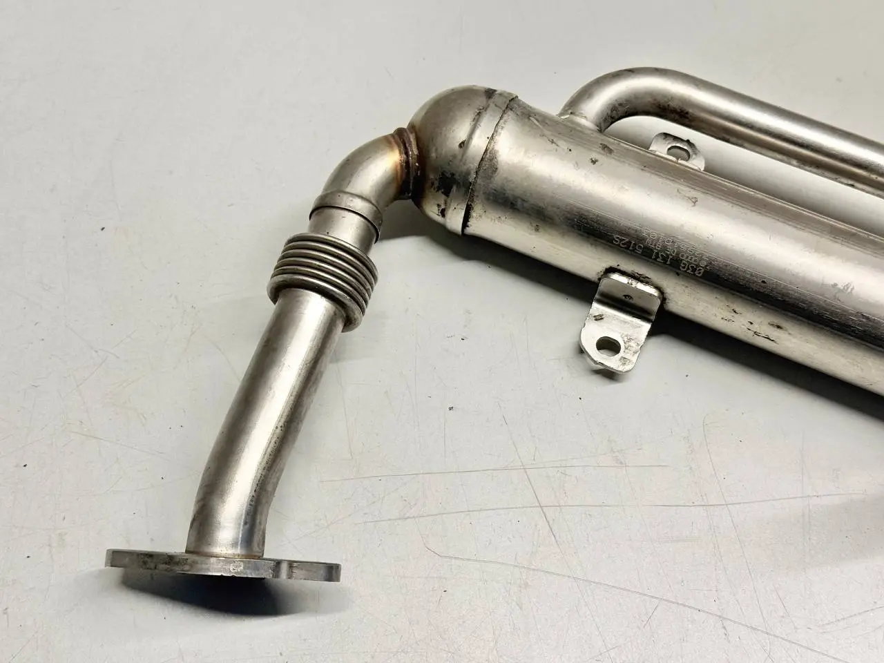 Abgaskühler AGR Kühler Abgasrückführung 5 VW Passat 3C Limo 1.9L TDI 03G131512S
