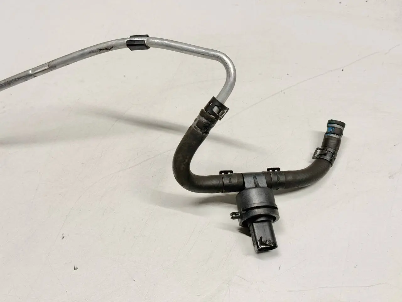 Kraftstofftemperatursensor Passat 3C Limo VW Passat 3C Limo 1.9L TDI 038906081B