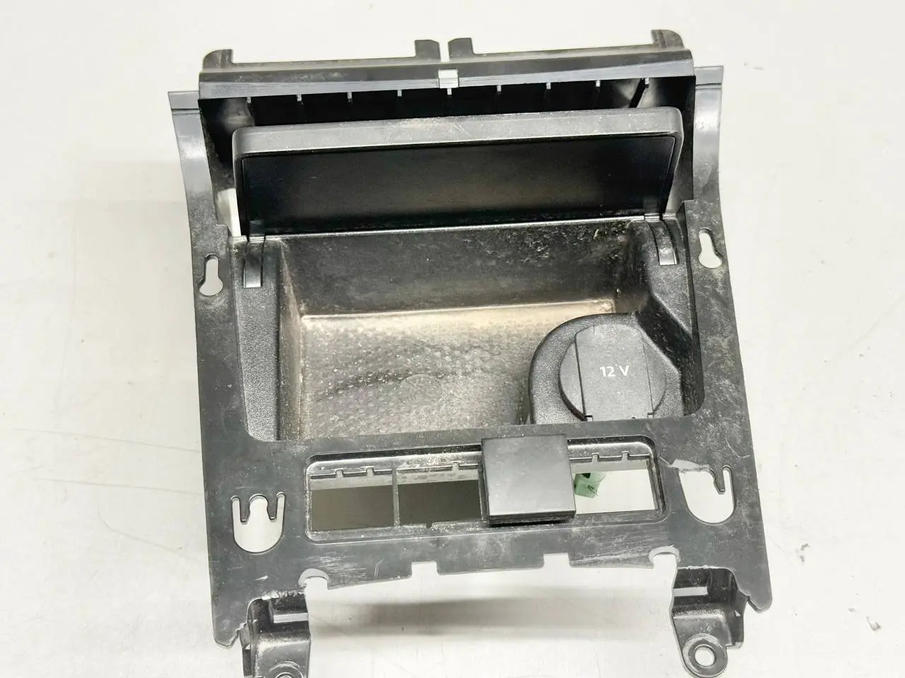 Aschenbecher Ablagefach Staufach für V VW Golf V 5 2007 1K1 1.4L TSI 1K0857961