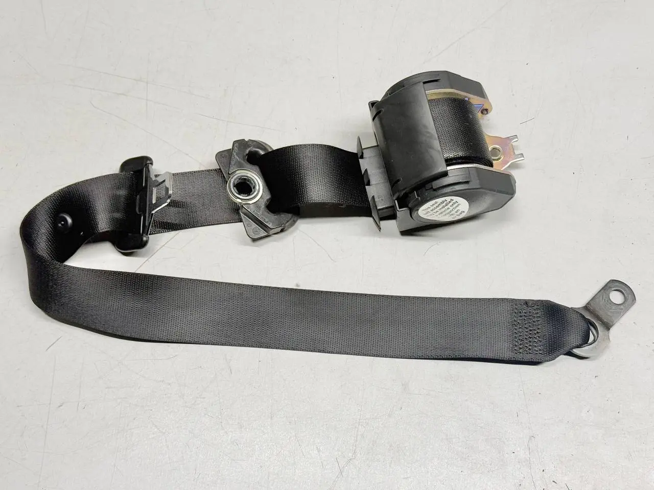 Sicherheitsgurt Anschnallgurt vorne Links BMW 320I E46 AV11 Limo 2004 8207955