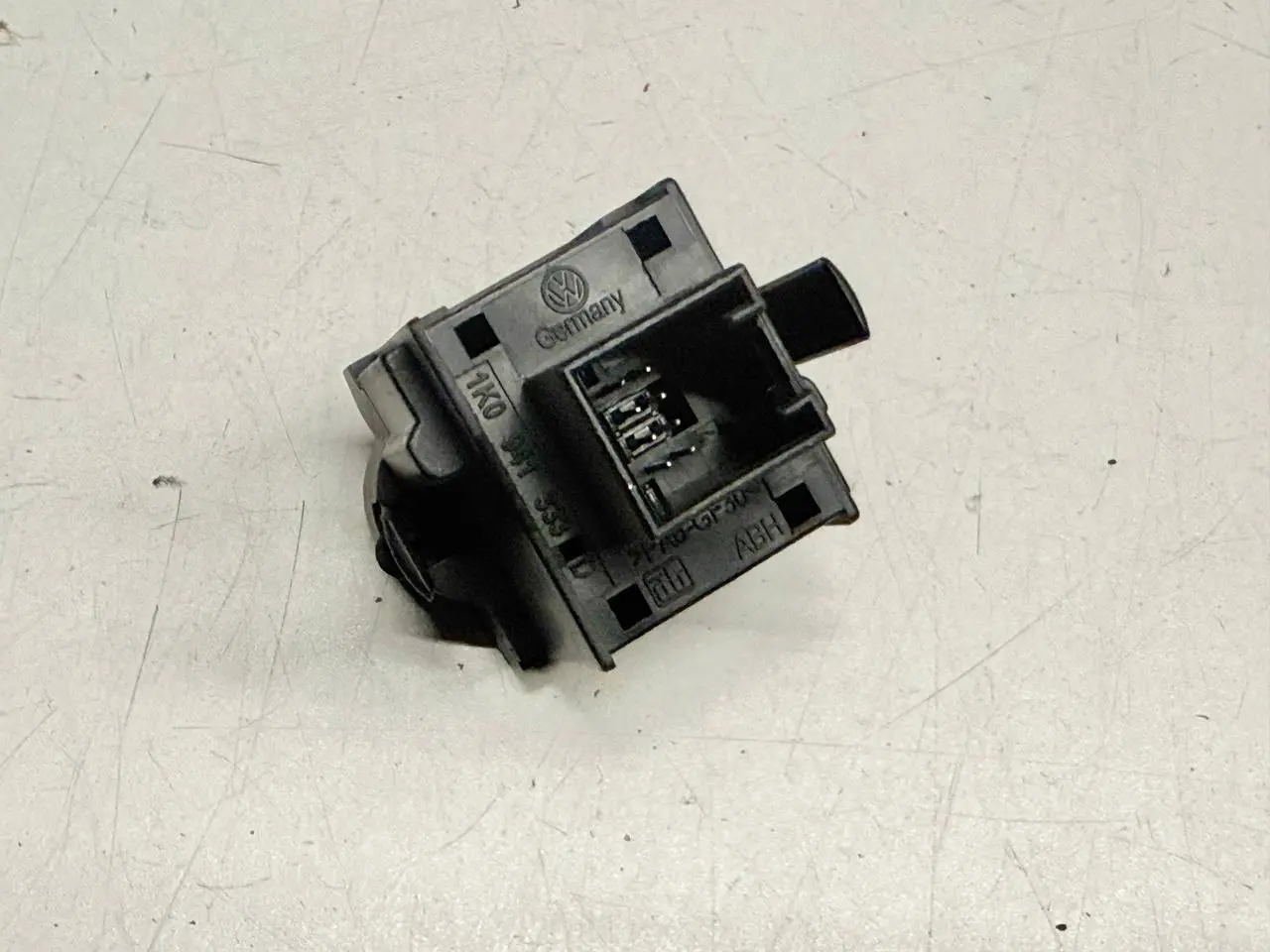 LWR Schalter Leuchtweitenregulierung VW Golf V 5 2007 1K1 1.4L TSI 1K0941333