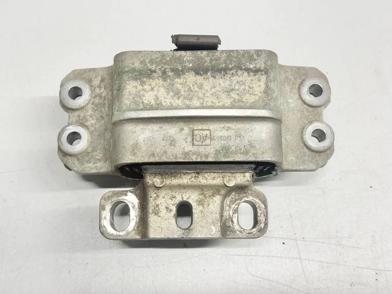 Motorhalter links Golf Plus 2005 5M1 VW Golf V 5 2007 1K1 1.4L TSI 1K0199555