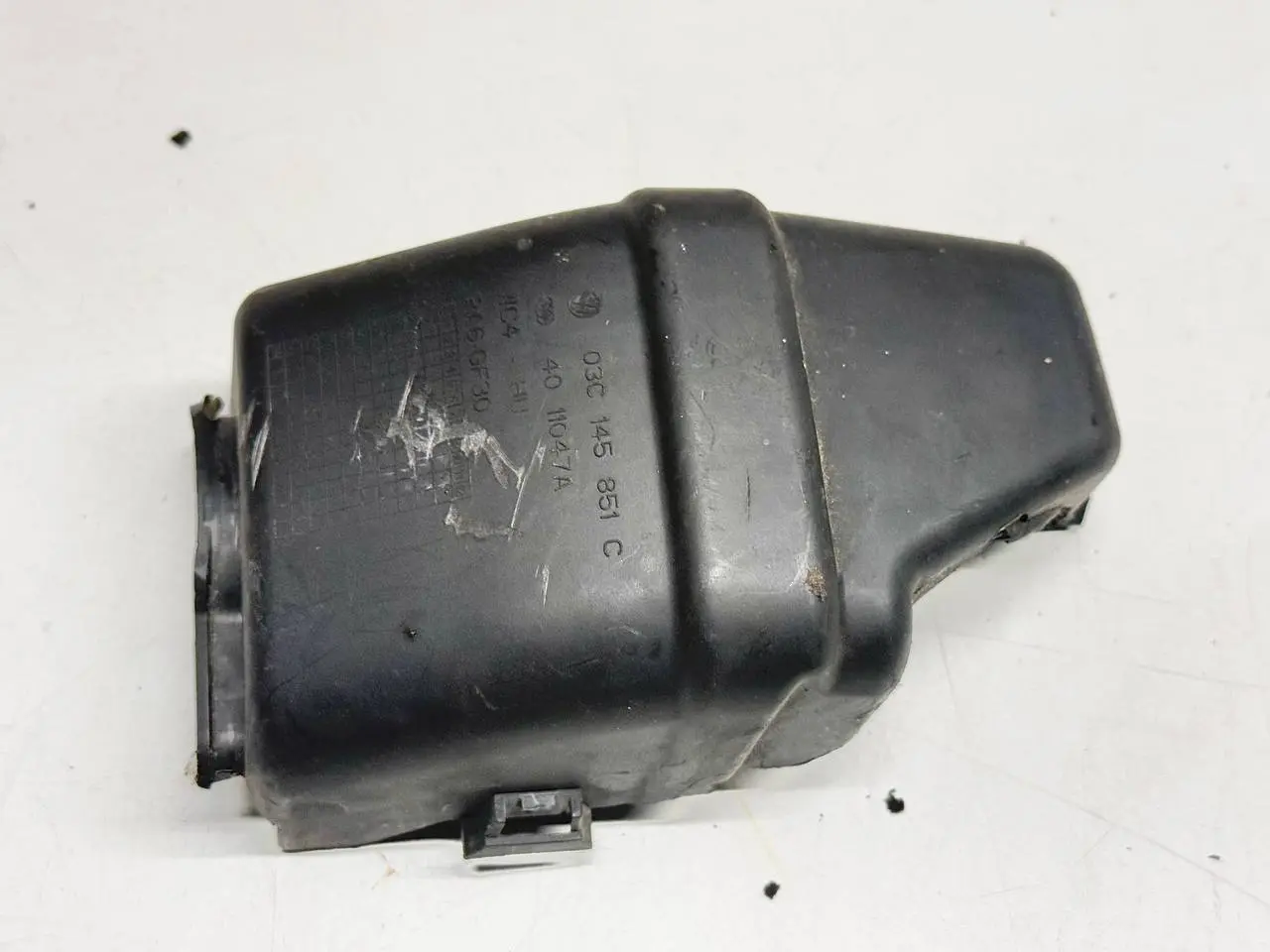 Kompressor Abdeckung Motorabdeckung VW Golf V 5 2007 1K1 1.4L TSI 03C145851