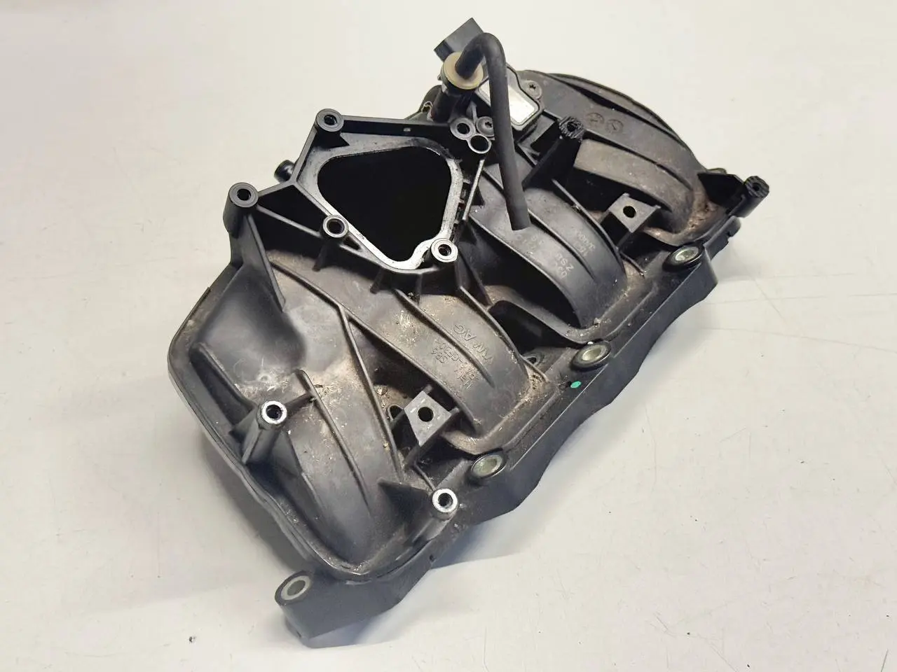 Ansaugkrümmer Ansaugbrücke für Touran VW Golf V 5 2007 1K1 1.4L TSI 03C129711Q