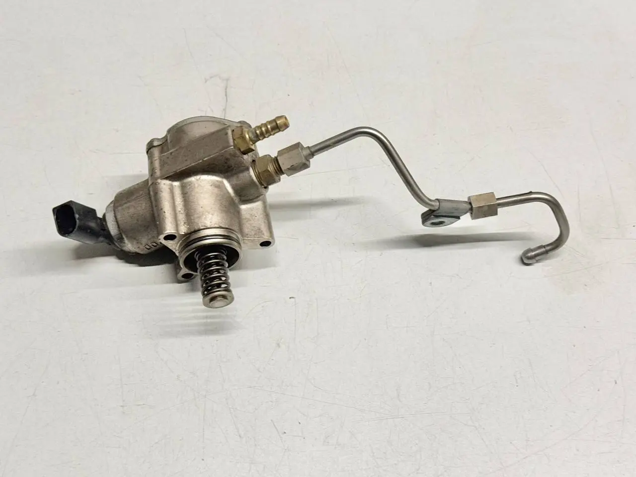 Kraftstoffhochdruckpumpe Einspritzpumpe VW Golf V 5 2007 1K1 1.4L TSI HFS85304
