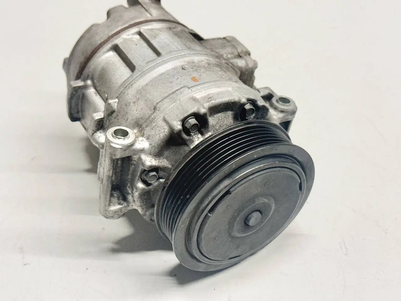 Klimakompressor, Golf V 5 2007 1K1 VW Golf V 5 2007 1K1 1.4L TSI 1K0820859C