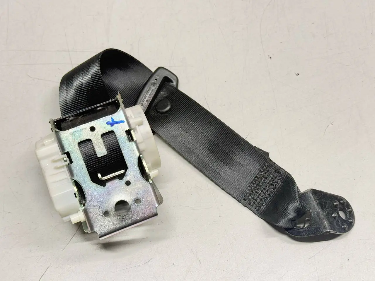 Sicherheitsgurt Gurt hinten links SKODA Roomster/Fabia 5J0 1.4 2010 5J6857447