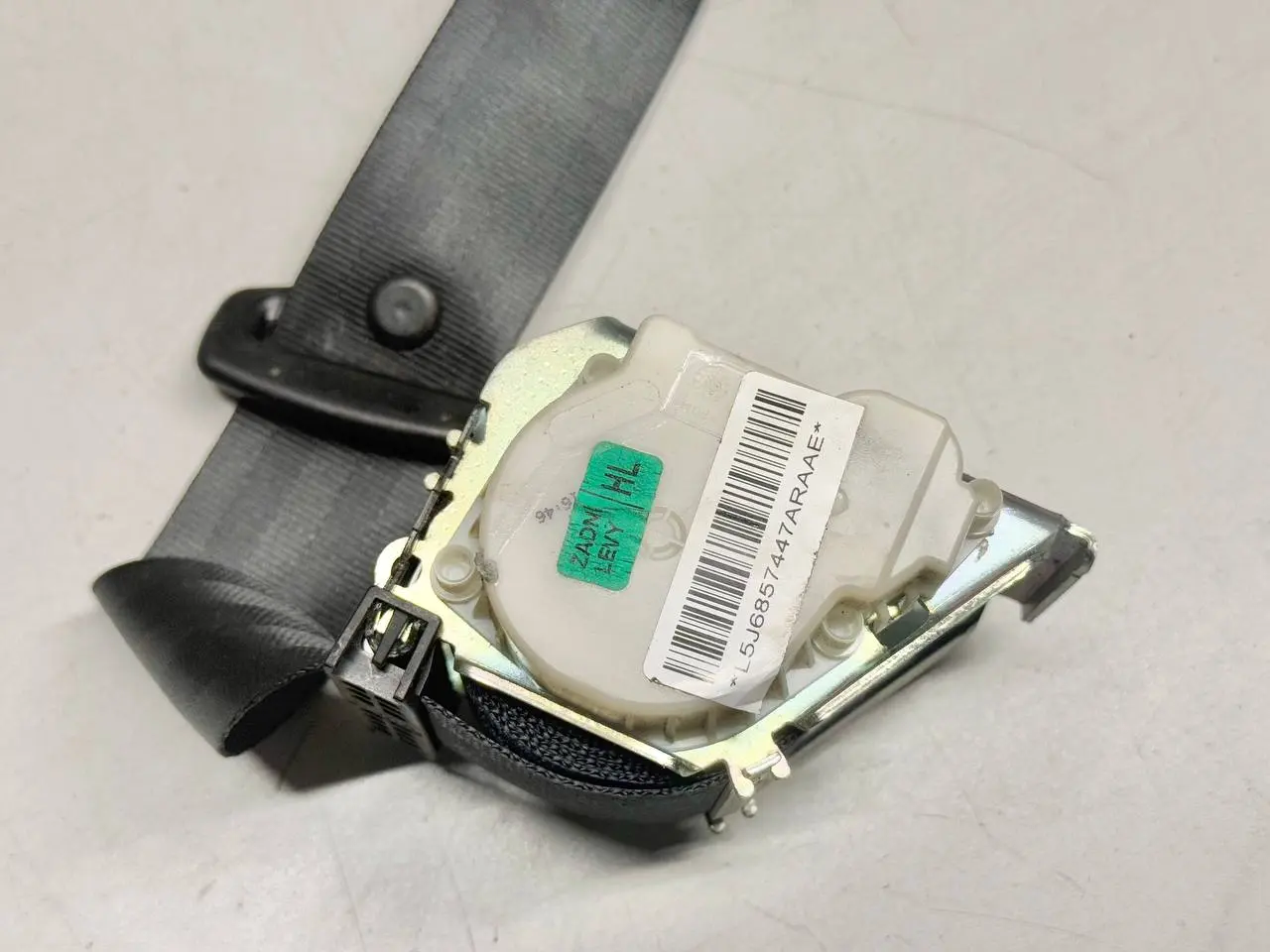 Sicherheitsgurt Gurt hinten links SKODA Roomster/Fabia 5J0 1.4 2010 5J6857447