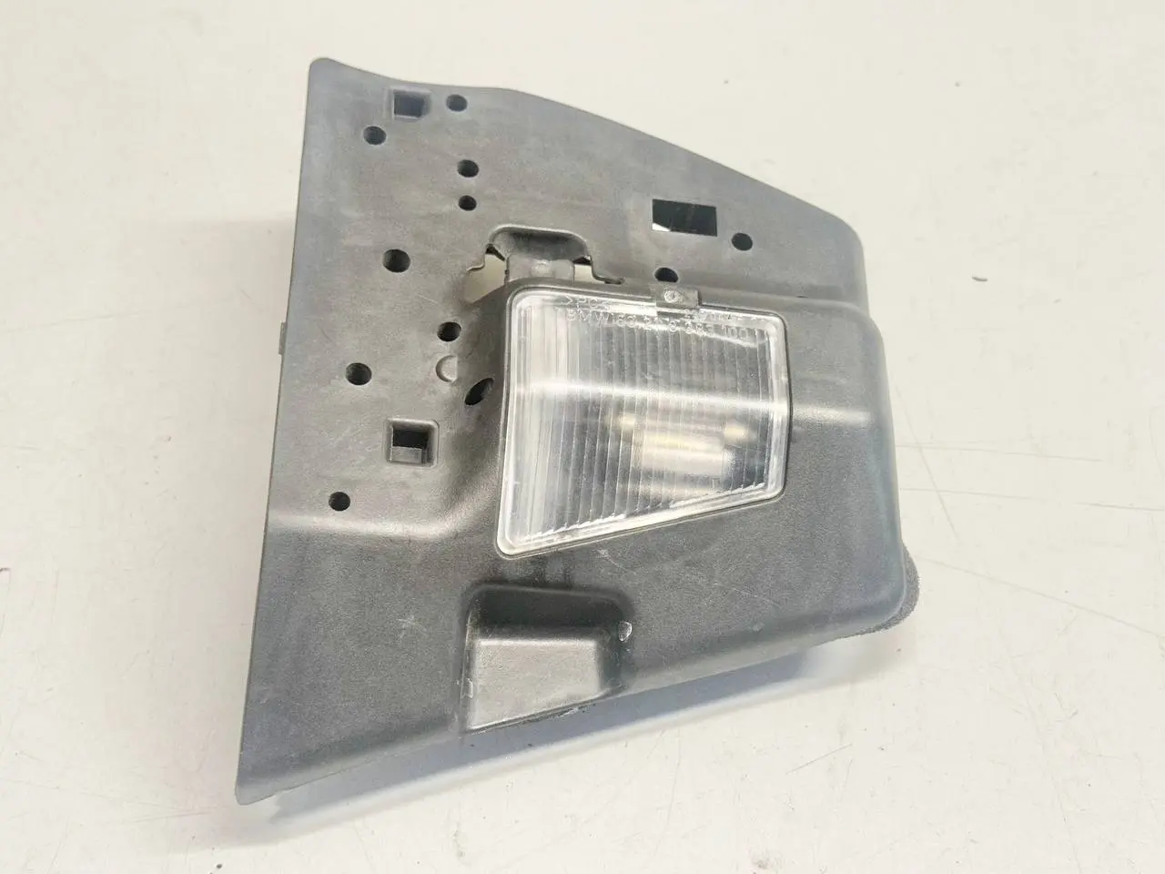 Lampenträger hinten rechts + Stecker 320I BMW 320I E46 AV11 Limo 2004 8383824