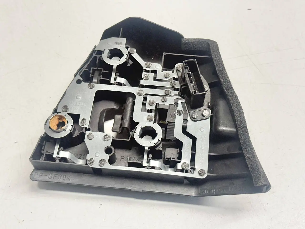 Rücklicht Glühbirne Leuchte hinten links BMW 320I E46 AV11 Limo 2004 7165953