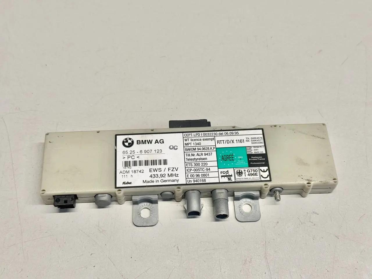 Antennenverstärker 320I AV11 Limo 2004 BMW 320I E46 AV11 Limo 2004 65256907123