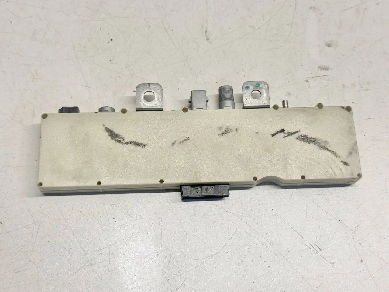 Antennenverstärker 320I AV11 Limo 2004 BMW 320I E46 AV11 Limo 2004 65256907123