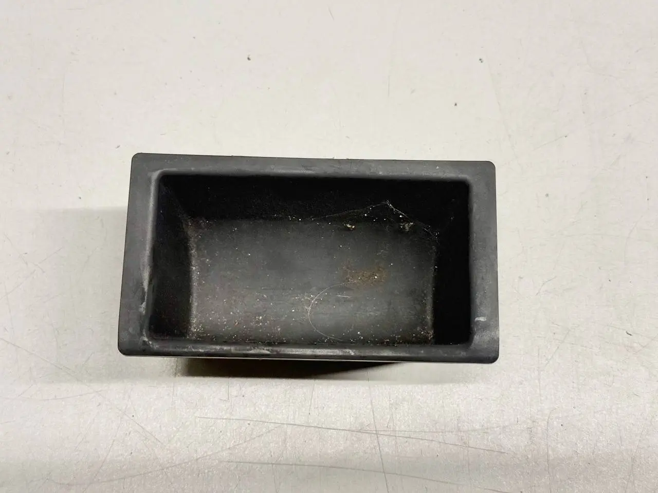 Ablagefach Mittelkonsole hinten 320I AV11 BMW 320I E46 AV11 Limo 2004 8225377