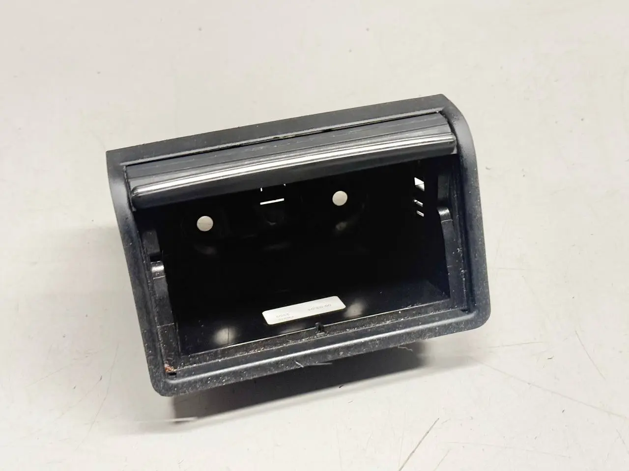 Ablagefach Mittelkonsole Fach hinten 320I BMW 320I E46 AV11 Limo 2004 8225986