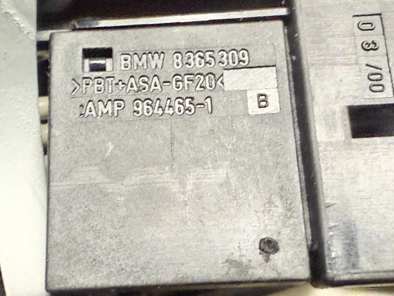 Stecker Verbinder Anschlussgehäuse für BMW 320I E46 AV11 Limo 2004 901202270000