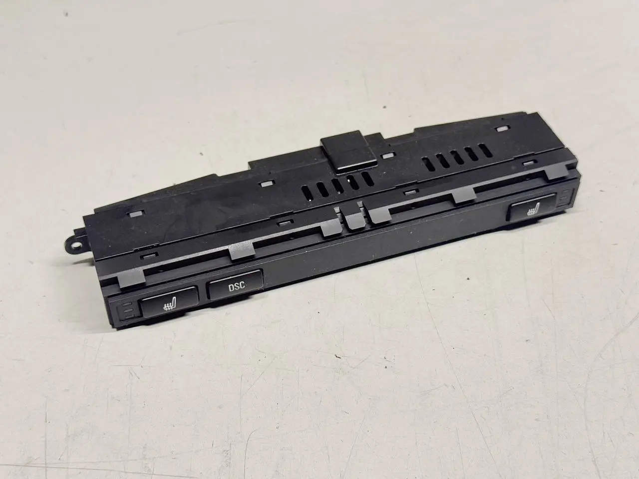 Schalterleiste Sitzheizung DSC Bedienteil BMW 320I E46 AV11 Limo 2004 6914733