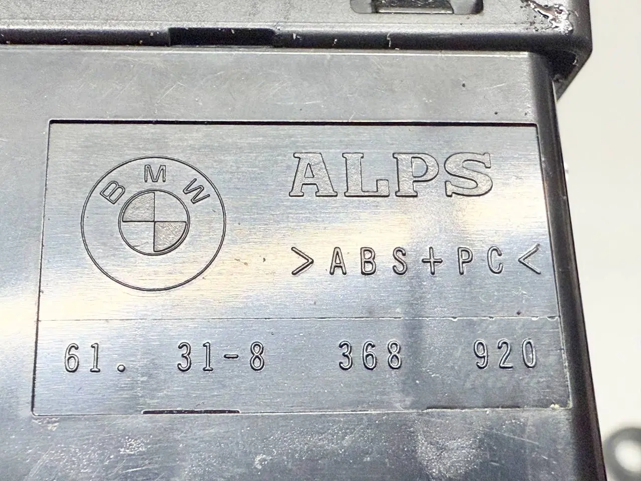 Warnblinkschalter ZV Blinkerhebel Schalter BMW 320I E46 AV11 Limo 2004 8368920
