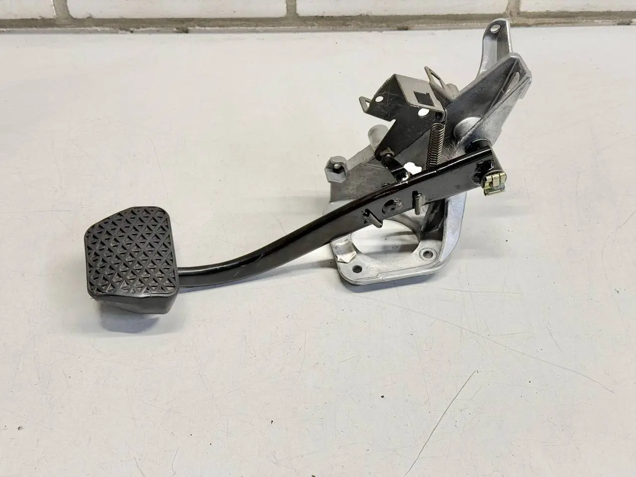 Pedalblock Fußhebelwerk Bremspedal Kupplung BMW 320I E46 AV11 Limo 2004 2229128